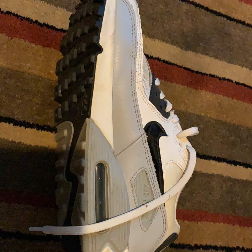 Air maxes - Picture 4 of 5